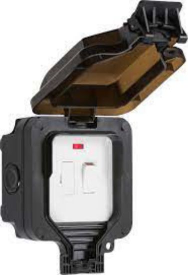 Picture of 13A Switched Fused Spur Unit with Neon - Black